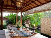 Villa Dea Amy, Dining Table